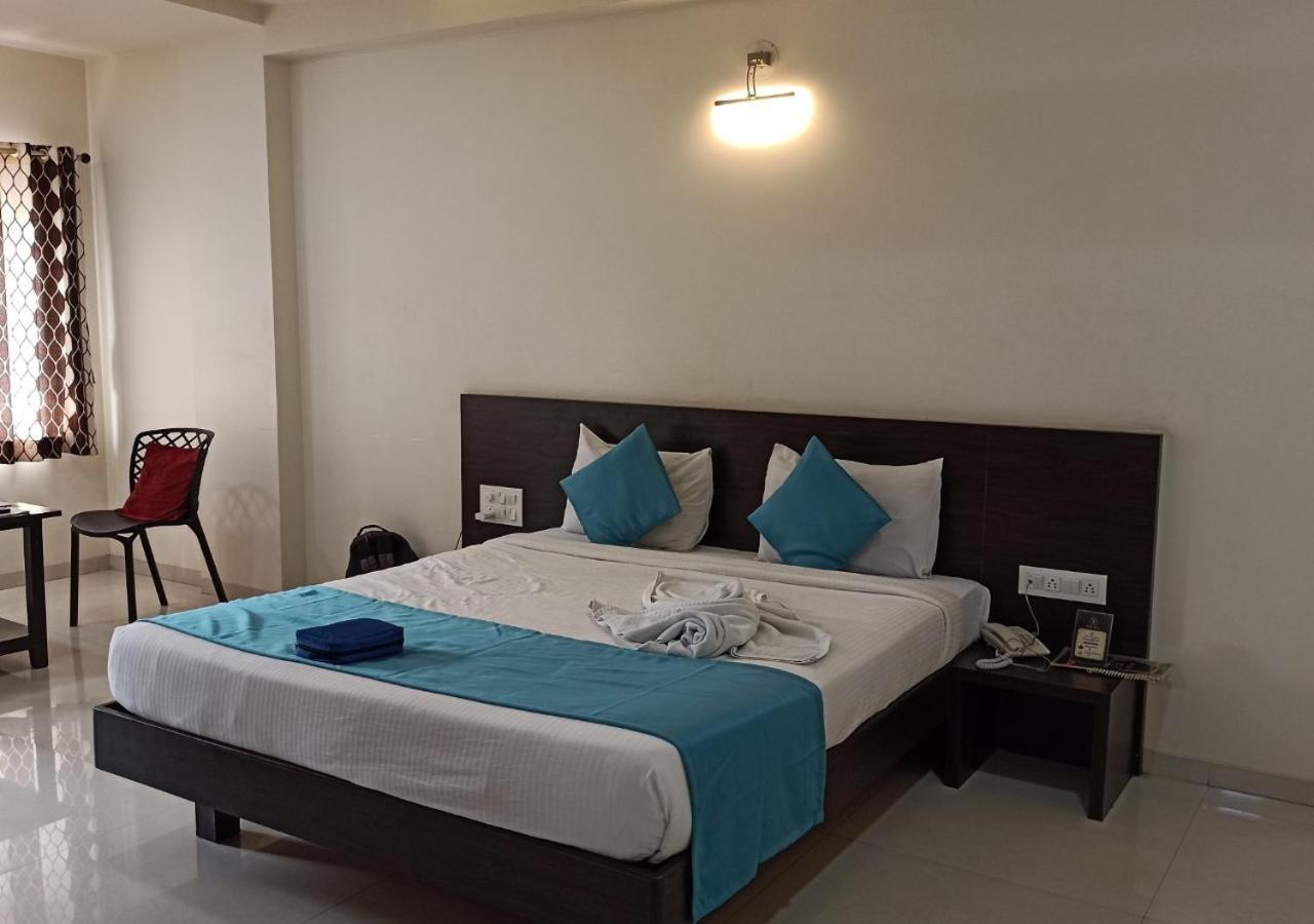 The Hotel Relax Kankavli Kankavali Zewnętrze zdjęcie